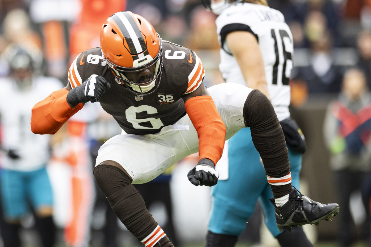 Dec 10, 2023; Cleveland, Ohio, USA; Cleveland Browns linebacker Jeremiah Owusu-Koramoah (6) celebrates a tackle against the Jacksonville Jaguars during the first quarter at Cleveland Browns Stadium. Mandatory Credit: Scott Galvin-USA TODAY Sports