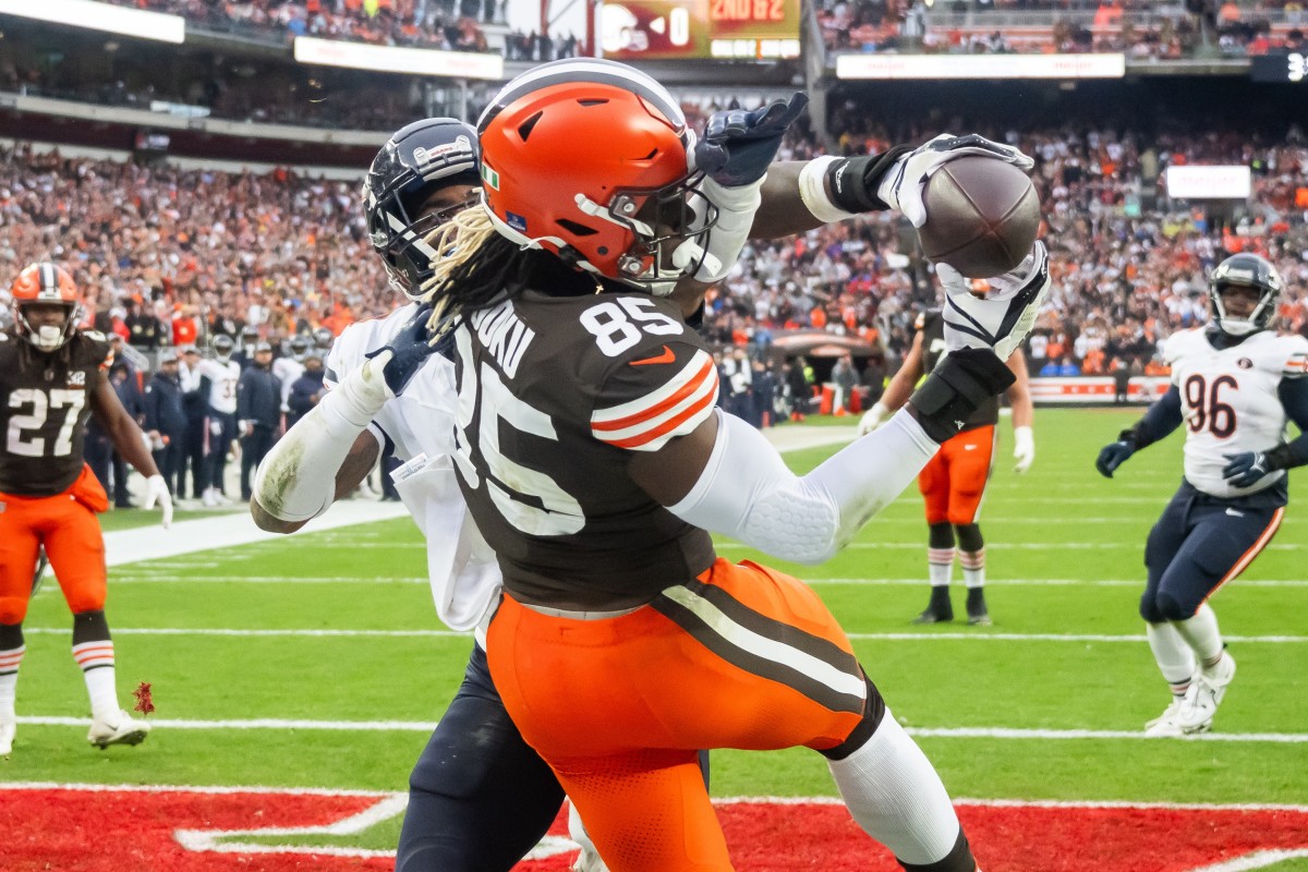 Fantasy Corner: Who To Start and Who to Sit in Browns vs Texans ...