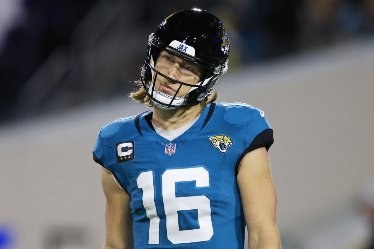 Jacksonville Jaguars' Trevor Lawrence Enters Concussion Protocol After ...