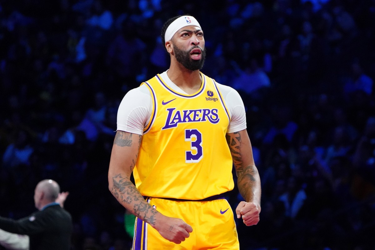 Anthony Davis Made NBA History In Knicks-Lakers Game - Fastbreak on  FanNation