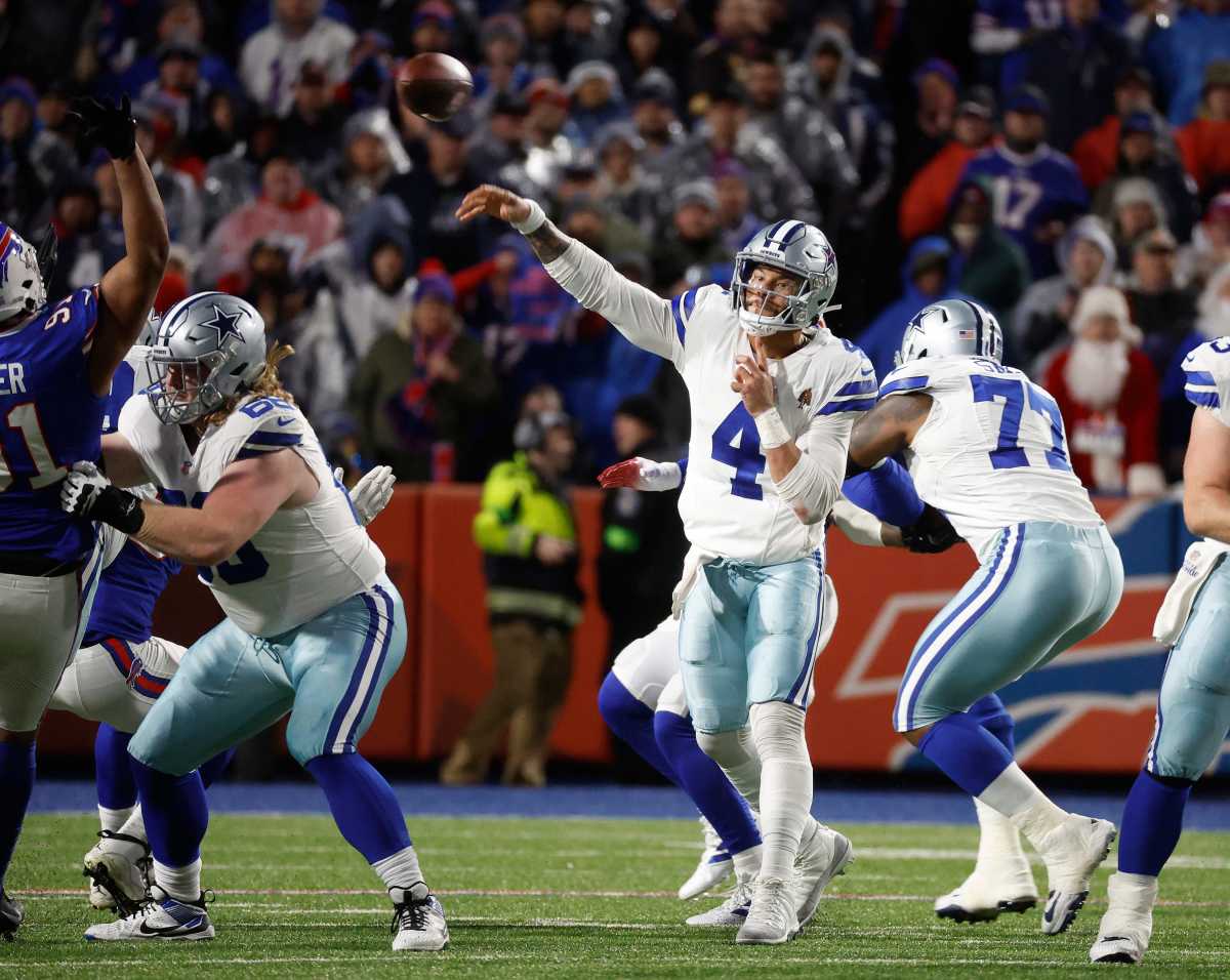 Cowboys vs. Dolphins Prediction, Player Prop Bets & Odds: Sunday, 12/24 ...