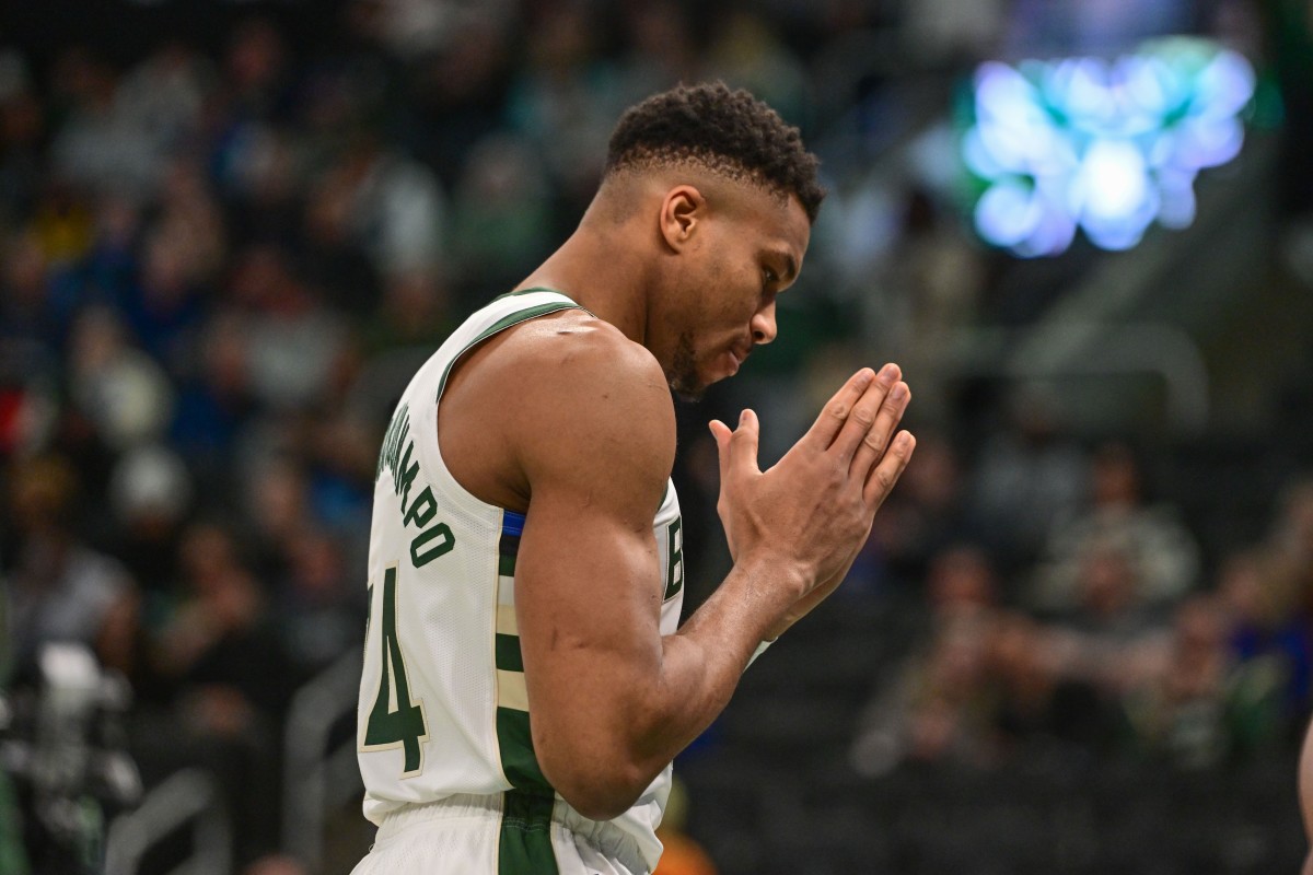 Giannis Antetokounmpo Made NBA History In Bucks-Knicks Game - Fastbreak ...