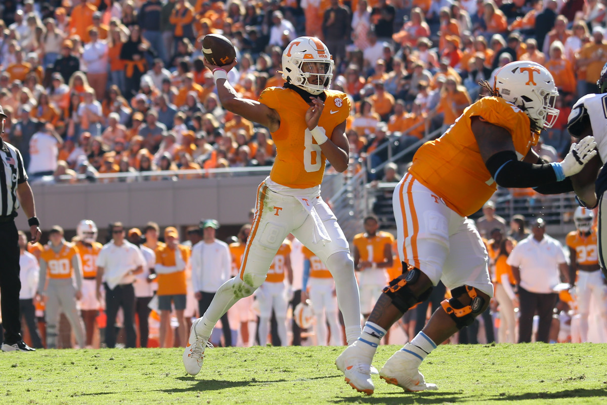 Tennessee Volunteers QB Nico Iamaleava during the win over UConn. (Photo by Randy Martin of USA Today Sports)