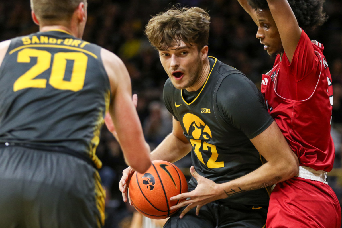 Iowa Wins Non-Conference Finale - Sports Illustrated Iowa Hawkeyes News ...