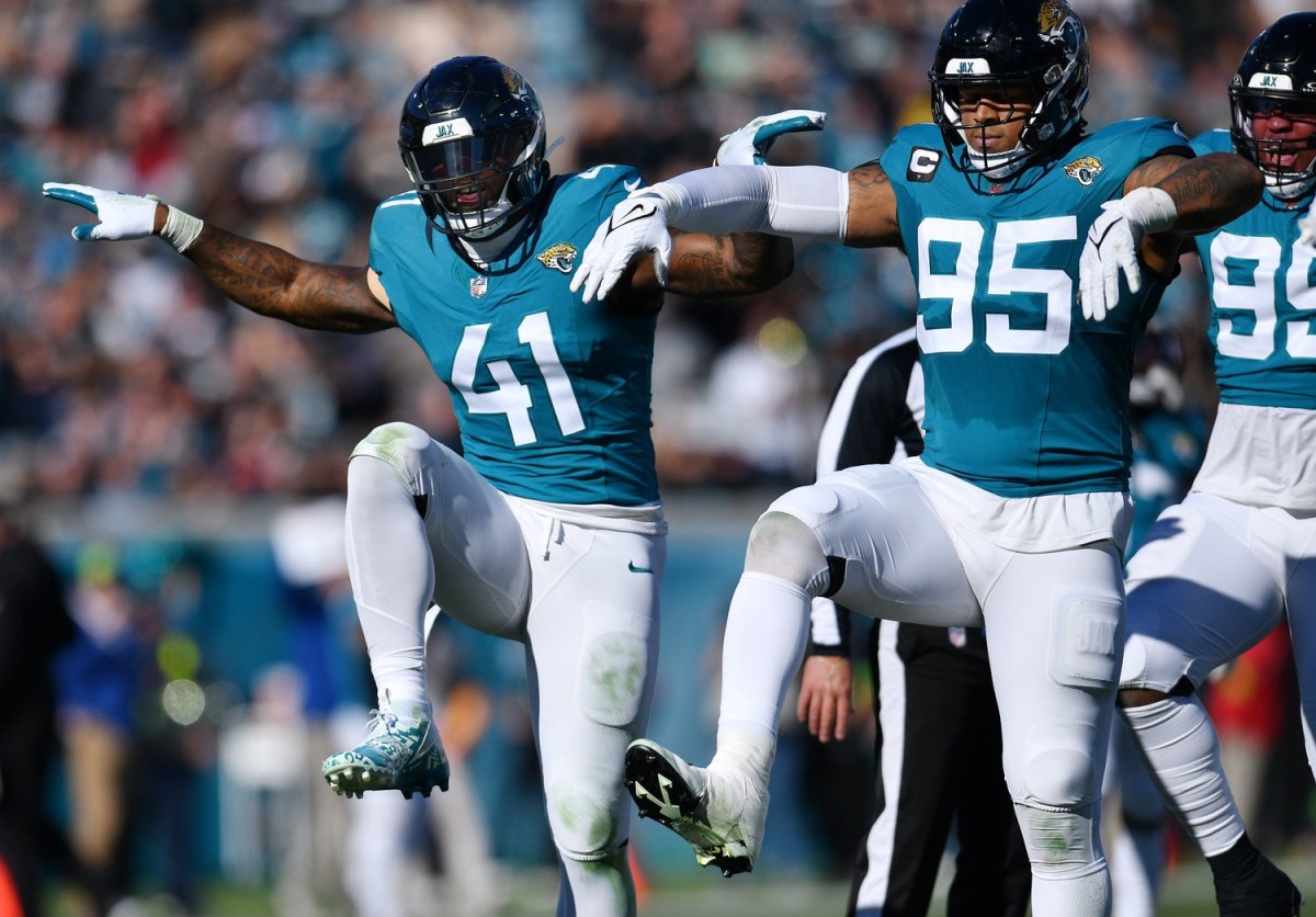 Jaguars 26, Panthers 0 Jacksonville Dominates Carolina to Snap Losing