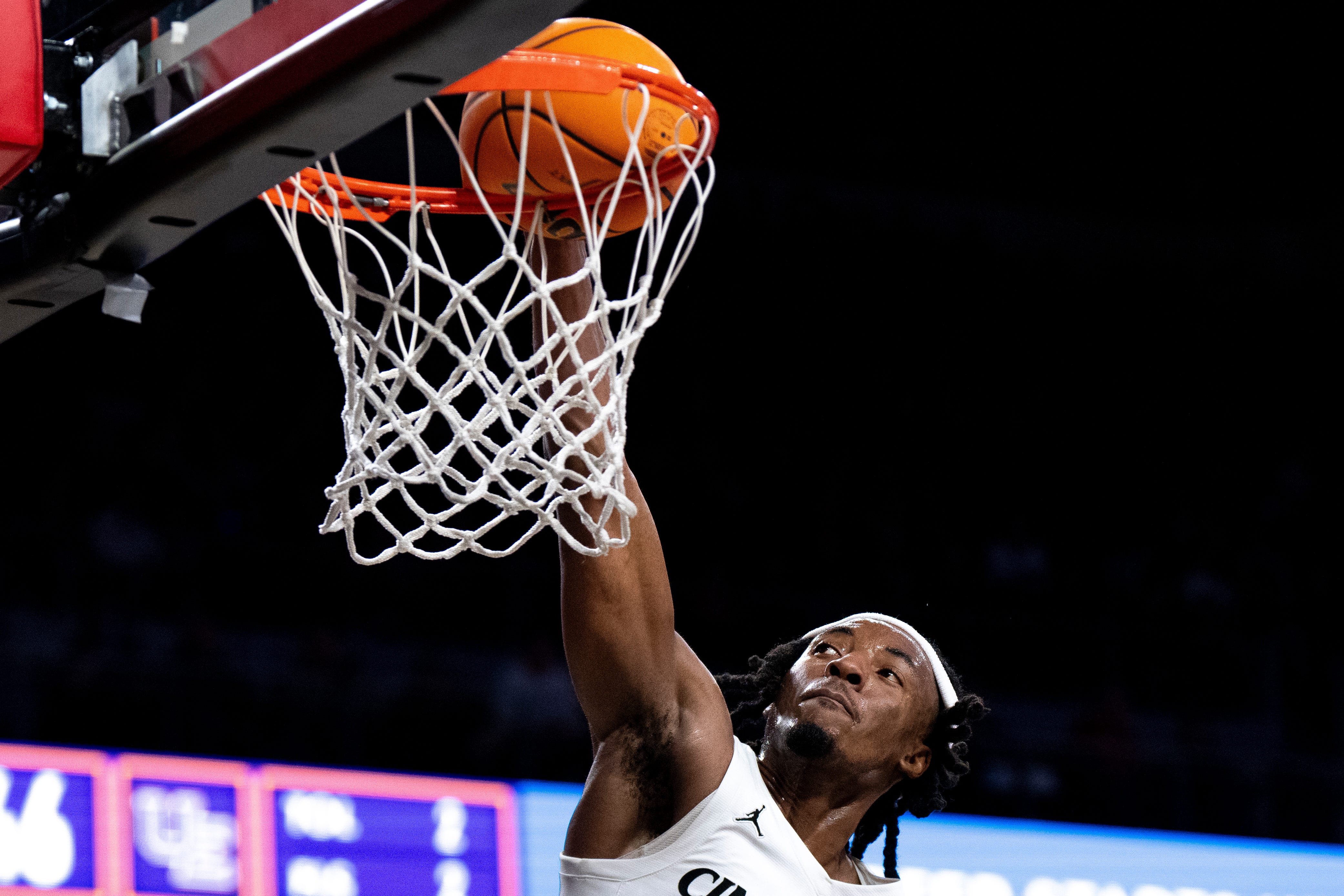 Look: Cincinnati Bearcats Basketball Wearing New Uniform For Big 12 ...