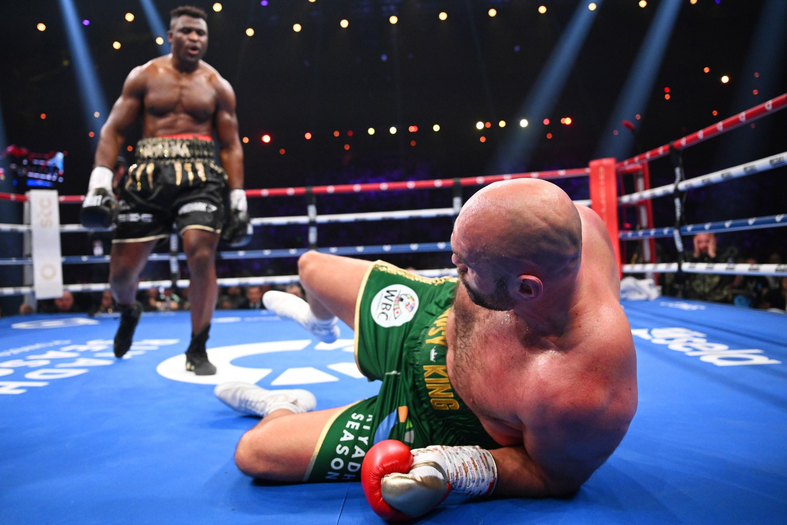 Boxing News Francis Ngannou Vs Anthony Joshua Boxing Match Announced Sports Illustrated Mma