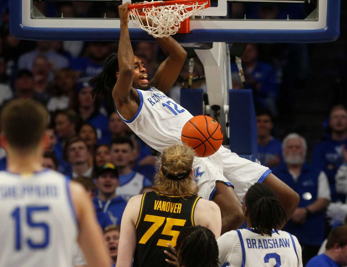 Kentucky s Antonio Reeves makes a slam dunk against Missouri in Rupp Arena Tuesday night. Jan. 9, 2024