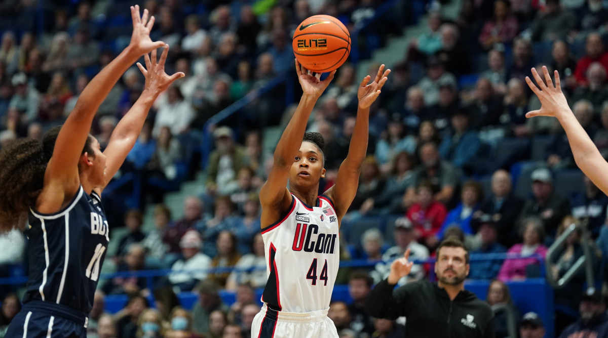 UConn Huskies guard Aubrey Griffin shoots against the Butler Bulldogs.