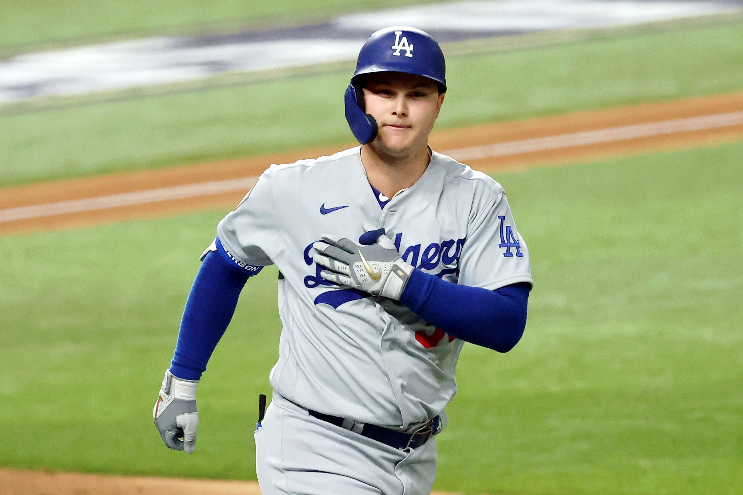 Former Los Angeles Dodgers All-Star Slugger Predicted To Join Houston ...