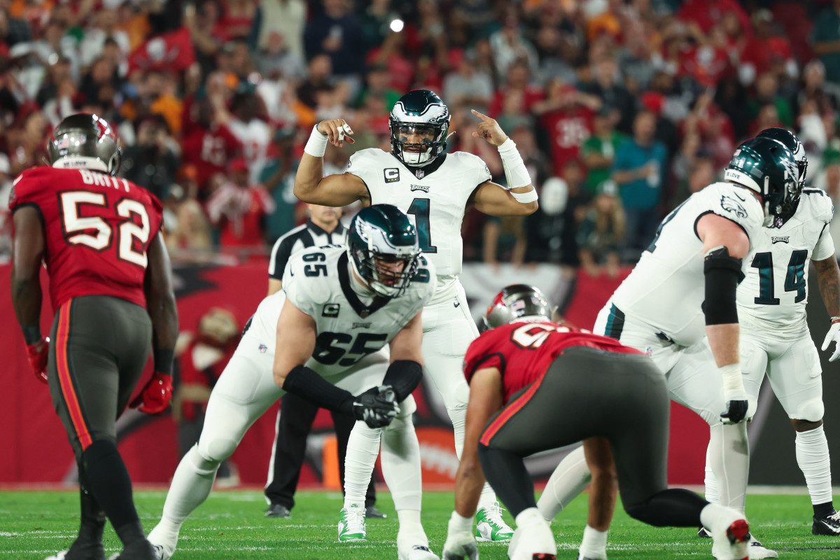 Philadelphia Eagles Start 'Stunningly Bad' vs. Tampa Bay Buccaneers