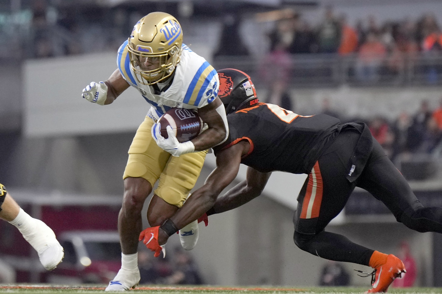 UCLA Football Bruins Transfer Portal WR Reverses Decision, Will Return