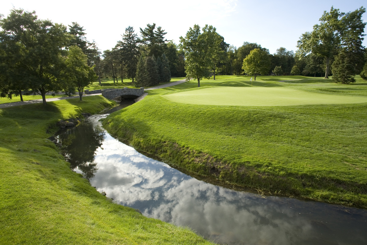 The old par-3 6th hole at Oak Hill Country Club, tucked alongside Allen Creek. The green, which no longer exists, was the site of the legendary Four Aces.