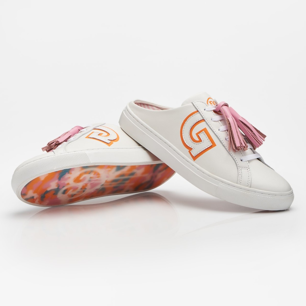 thumbnail_GFore Limited edition shoe Mother's Day '22