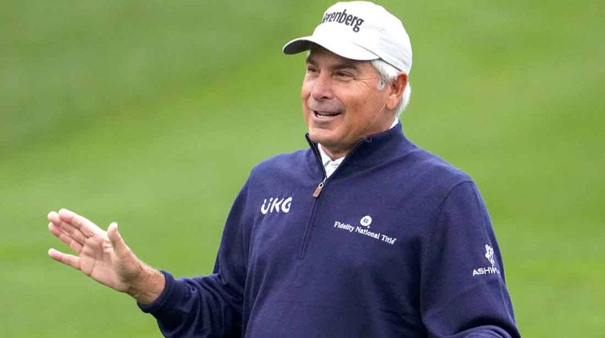 Fred Couples smiles