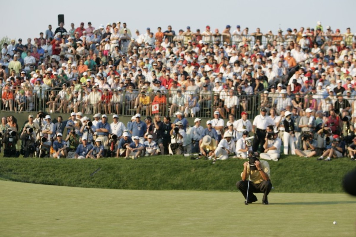 Phil Mickelson feels the weight of his 72nd-hole collapse at the 2006 U.S. Open at Winged Foot Golf Club in Mamaroneck, N.Y. 