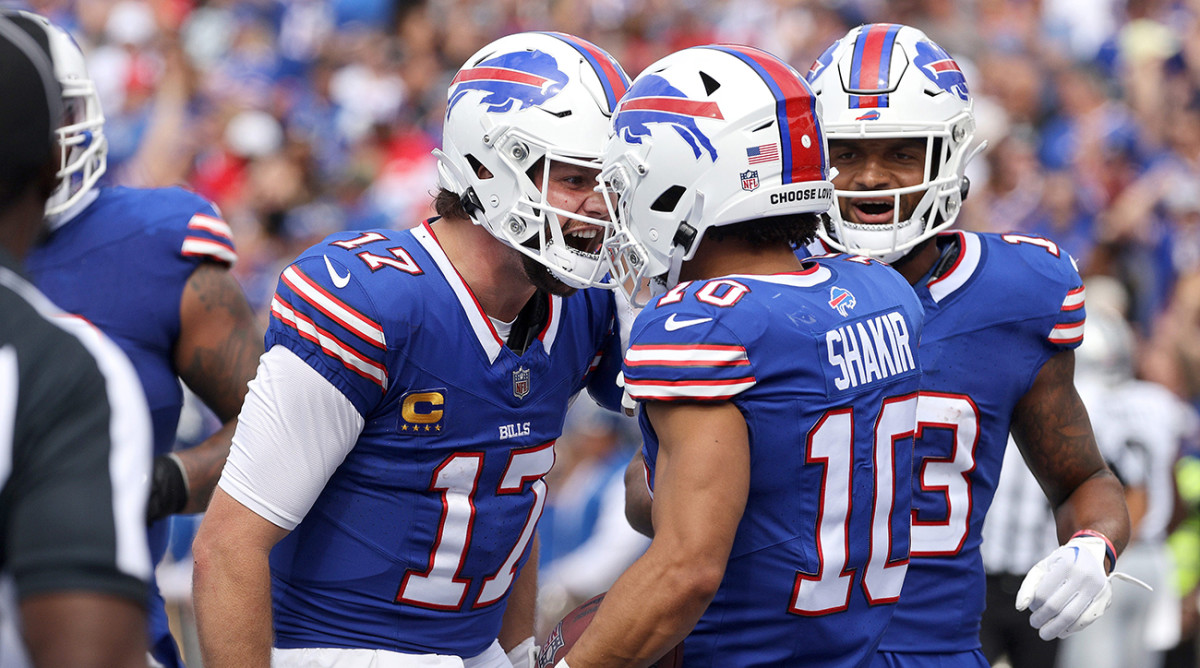 Buffalo Bills quarterback Josh Allen and receiver Khalil Shakir