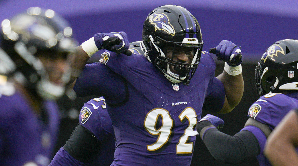 Baltimnore Ravens defensive tackle Justin Madubuike