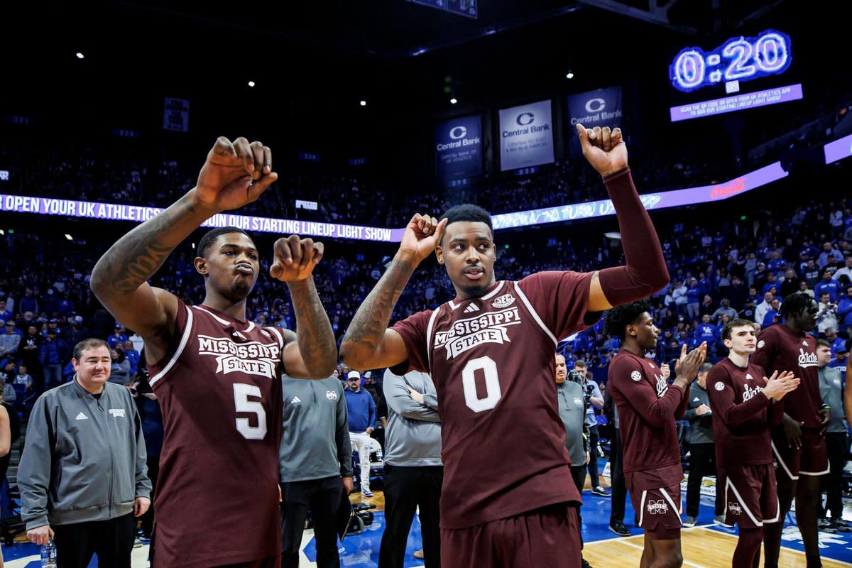 D.J. Jefferies and Shawn Jones Jr. getting ready for SEC play.