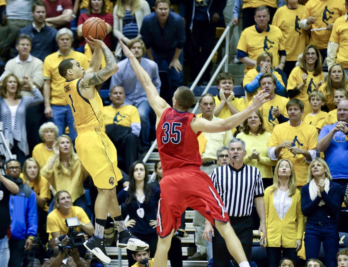 Justin Cobbs releases his game-winning shot against No. 1 Arizona in 2014