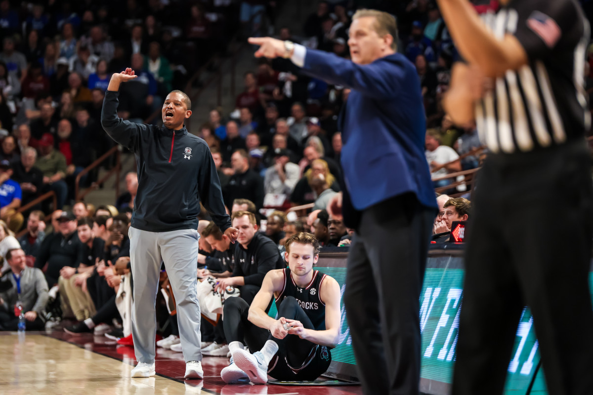 Jan 23, 2024; Columbia, South Carolina, USA; South Carolina Gamecocks head coach Lamont Paris and Kentucky Wildcats head coach John Calipari direct their teams in the first half at Colonial Life Arena. Mandatory Credit: Jeff Blake-USA TODAY Sports