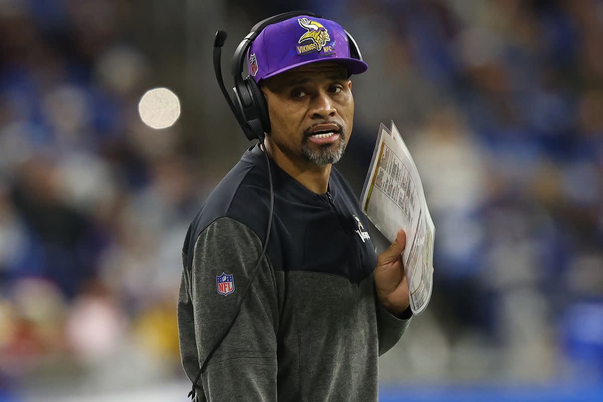 Could Keenan McCardell or Mike Zimmer land a coordinator job soon? - Sports  Illustrated Minnesota Vikings News, Analysis and More