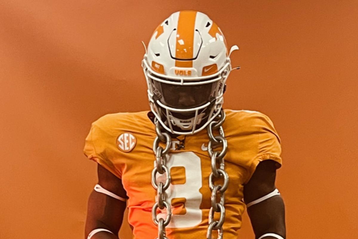 2025 4-star ILB Kelvion Riggins during an unofficial visit to Tennessee. (Photo courtesy of Kelvion Riggins)