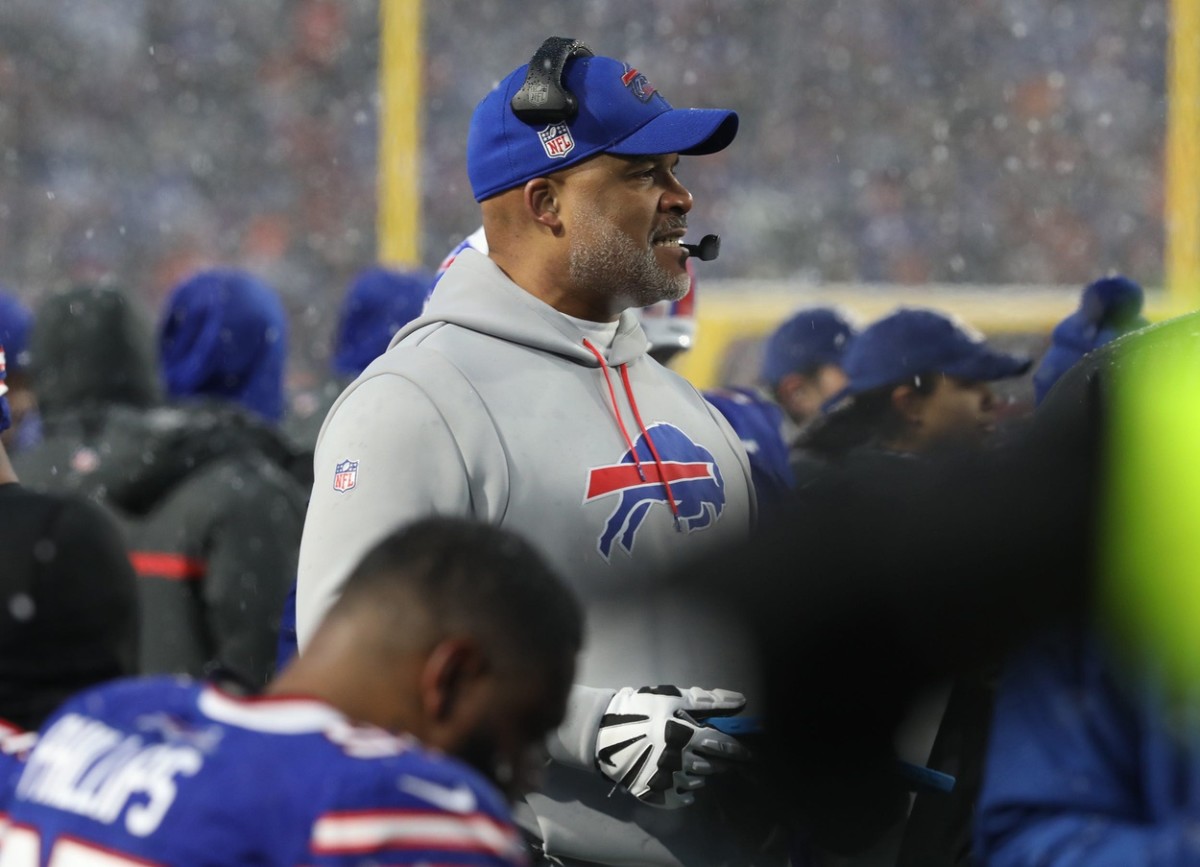 Could Buffalo Bills Lose Top 2 Coaches? Chicago Bears Request Interview  with Eric Washington - Sports Illustrated Buffalo Bills News, Analysis and  More