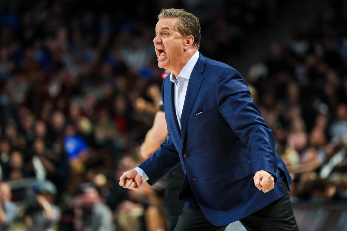 Jan 23, 2024; Columbia, South Carolina, USA; Kentucky Wildcats head coach John Calipari disputes a call against the South Carolina Gamecocks in the second half at Colonial Life Arena. Mandatory Credit: Jeff Blake-USA TODAY Sports