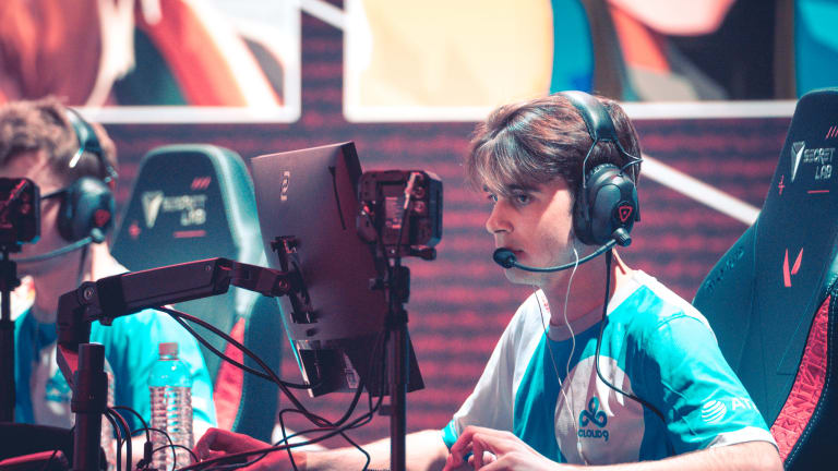 Living A Dream — Why Pressure Drives C9 jakee To Be Great