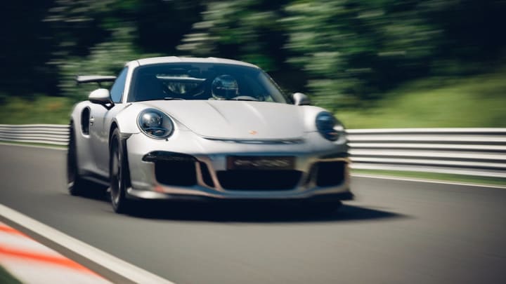 How to Compete in the Porsche Esports Challenge 2023