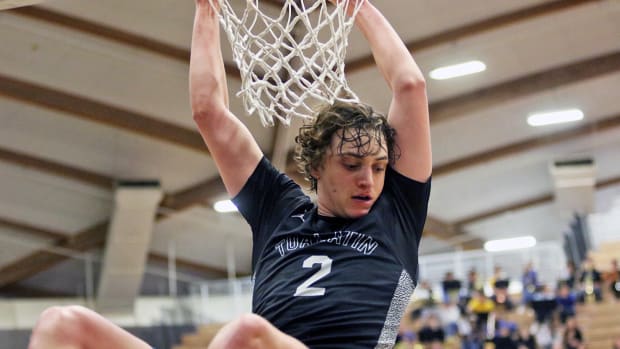 a Tualatin Barlow 6A Oregon boys basketball quarterfinal 2024 Dan Brood 48