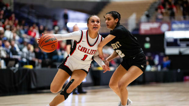 Clackamas Jesuit 6A Oregon girls basketball quarterfinal 2024 Naji Saker-5