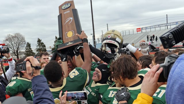 Belle Vernon football vs Neumann-Goretti state championship Paul Burdick30