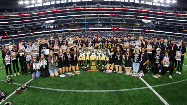 Gordon vs Westbrook UIL 1-A Six-Man Division 1 December 13, 2023 Photo-Tommy Hays56