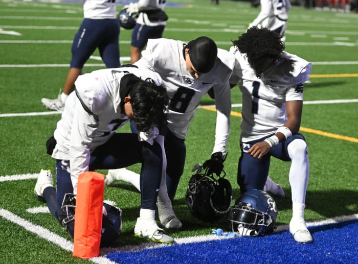 Look: Mater Dei routs Sierra Canyon to advance to Southern Section D1 ...