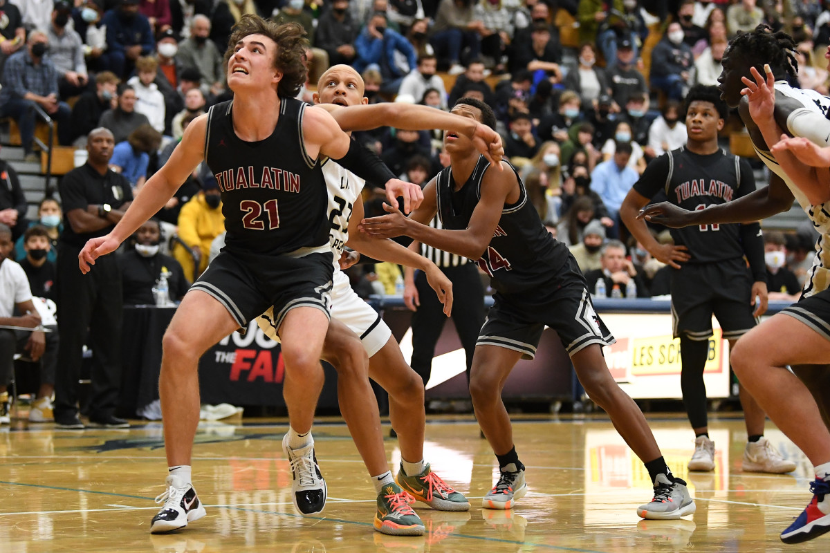 Link-Academy.Tualatin.boys-basketball.LSI-2021.Leon-Neuschwander.62