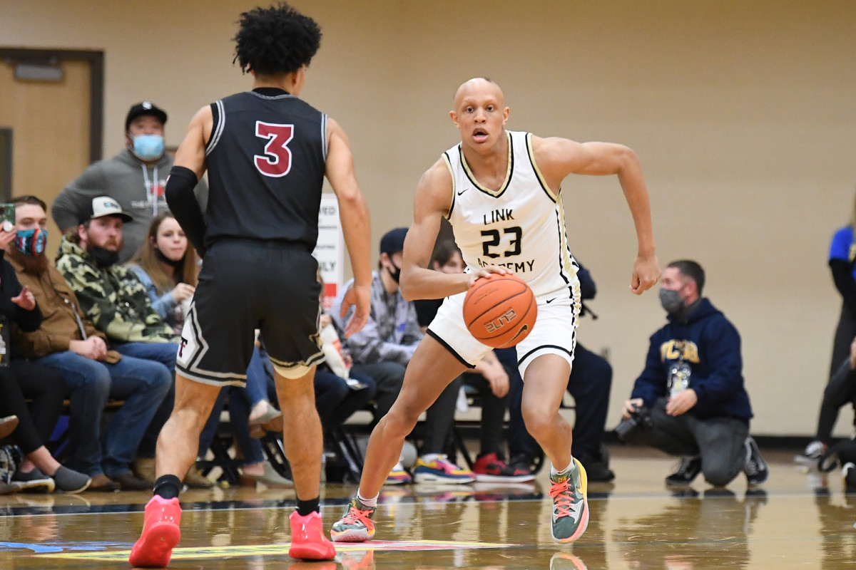 Link-Academy.Tualatin.boys-basketball.LSI-2021.Leon-Neuschwander.4