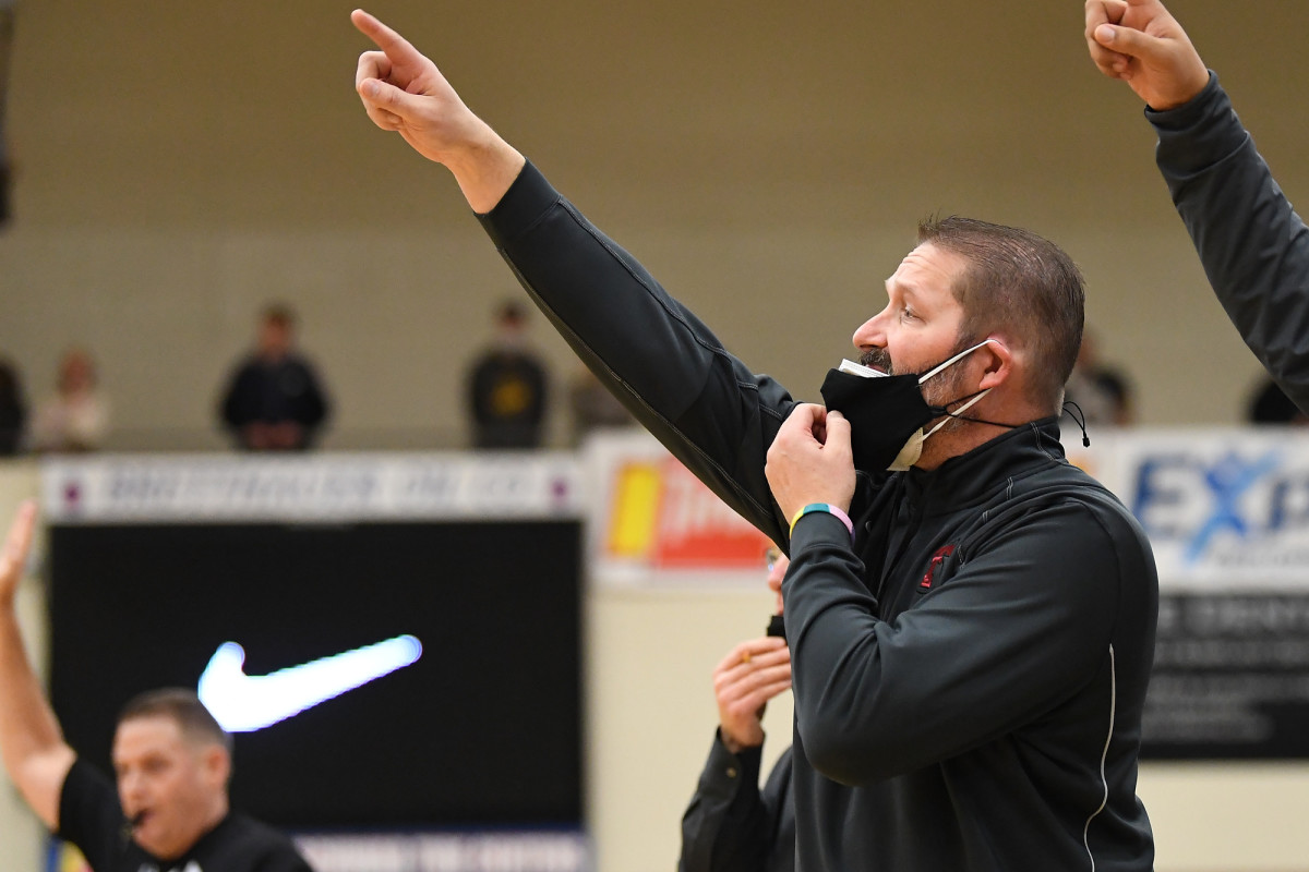 Link-Academy.Tualatin.boys-basketball.LSI-2021.Leon-Neuschwander.20