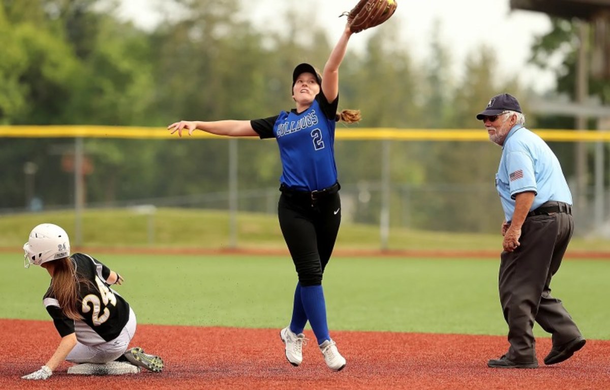 Here are 10 outfielders in Washington high school softball to watch in