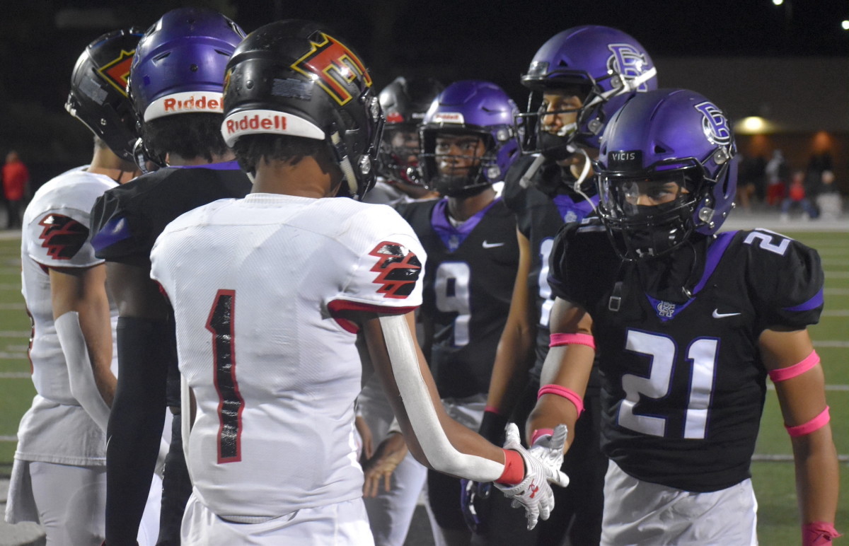 Etiwanda and Rancho Cucamonga shake hands before last season's game. 