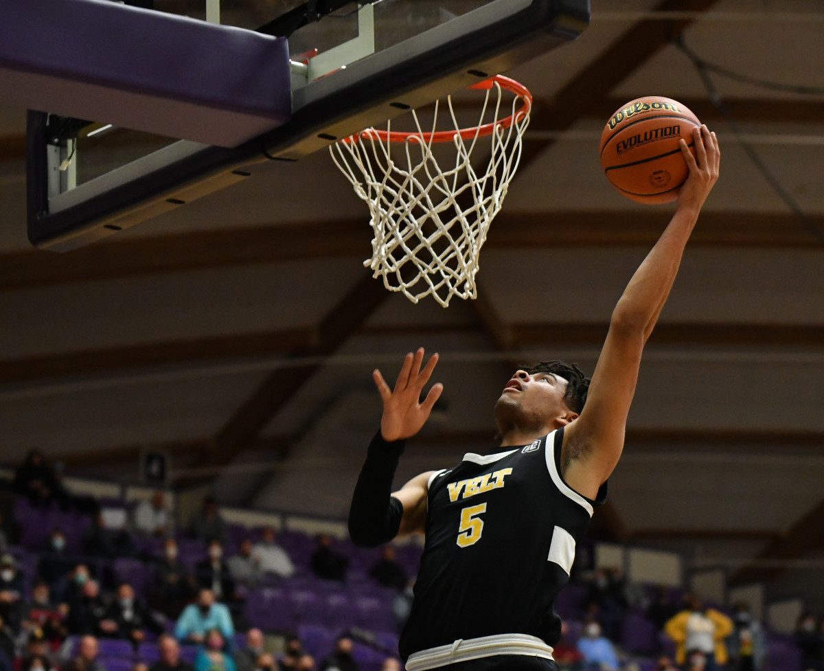 Roosevelt Summit boys basketball Taylor Balkom 38