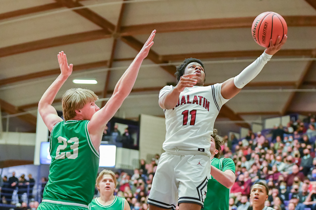 Tualatin Summit boys basketball Ken Waz 7