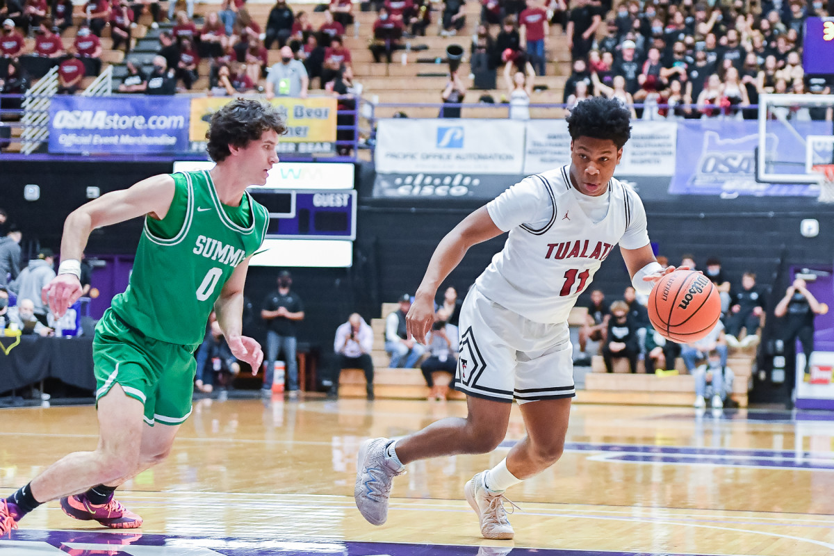 Tualatin Summit boys basketball Ken Waz 16