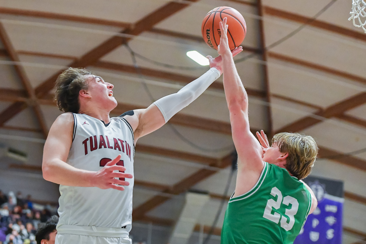 Tualatin Summit boys basketball Ken Waz 20