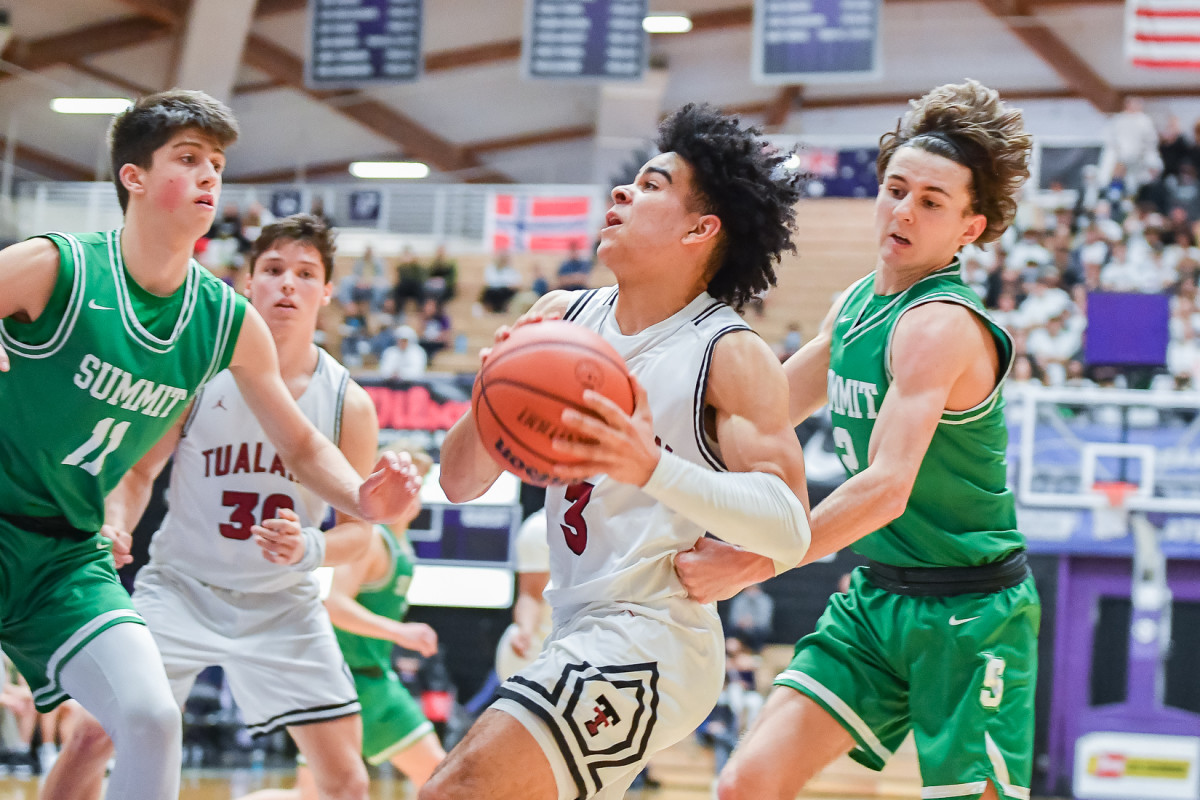 Tualatin Summit boys basketball Ken Waz 42