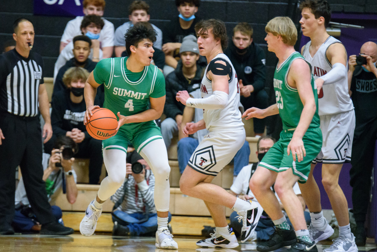 Tualatin Summit boys basketball Ken Waz 52