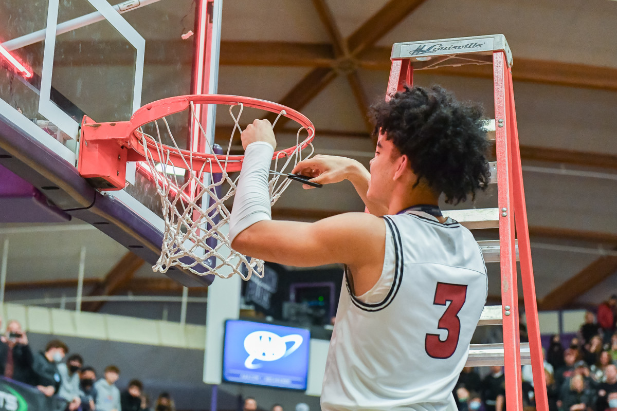 Tualatin Summit boys basketball Ken Waz 113