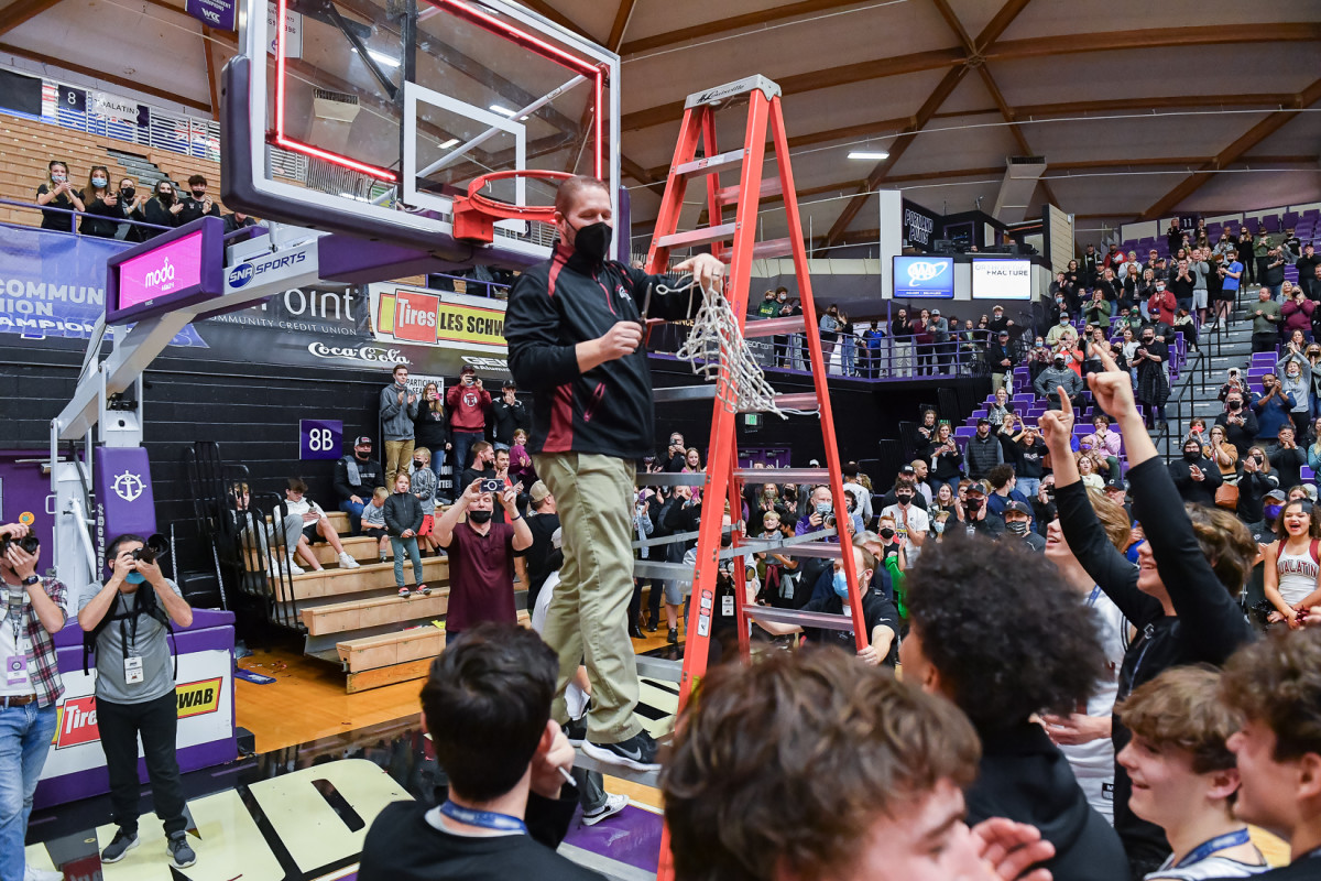 Tualatin Summit boys basketball Ken Waz 120