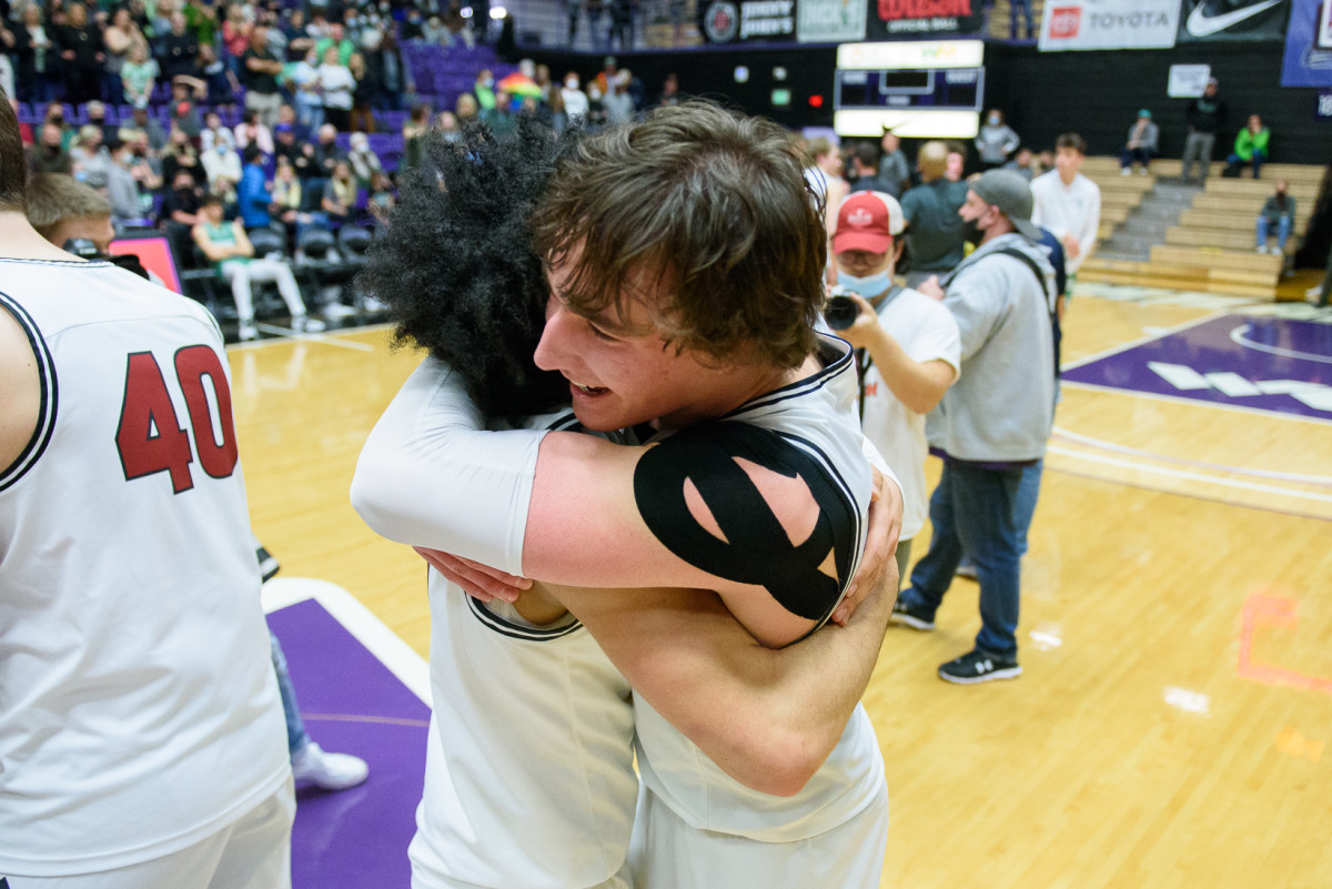 Tualatin Summit boys basketball Ken Waz 130